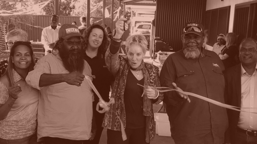 Regional Development Minister Alannah MacTiernan cuts the ribbon to officially open Martuku Jijiku Maya on Friday 12 August, 2022.