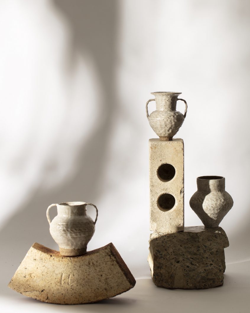 Joana Partyka, 2019
White vase with handles
glazed dark stoneware
Joana Partyka, 2019
White amphora vase
glazed dark stoneware
Joana Partyka, 2019
Slip-covered vase
slip-coated dark stoneware
Above
Rose Megirian, 2019
Chain Link Earrings
(60 x 32 x 1mm)
oxidised sterling silver, laminate
Model: Christina Chau