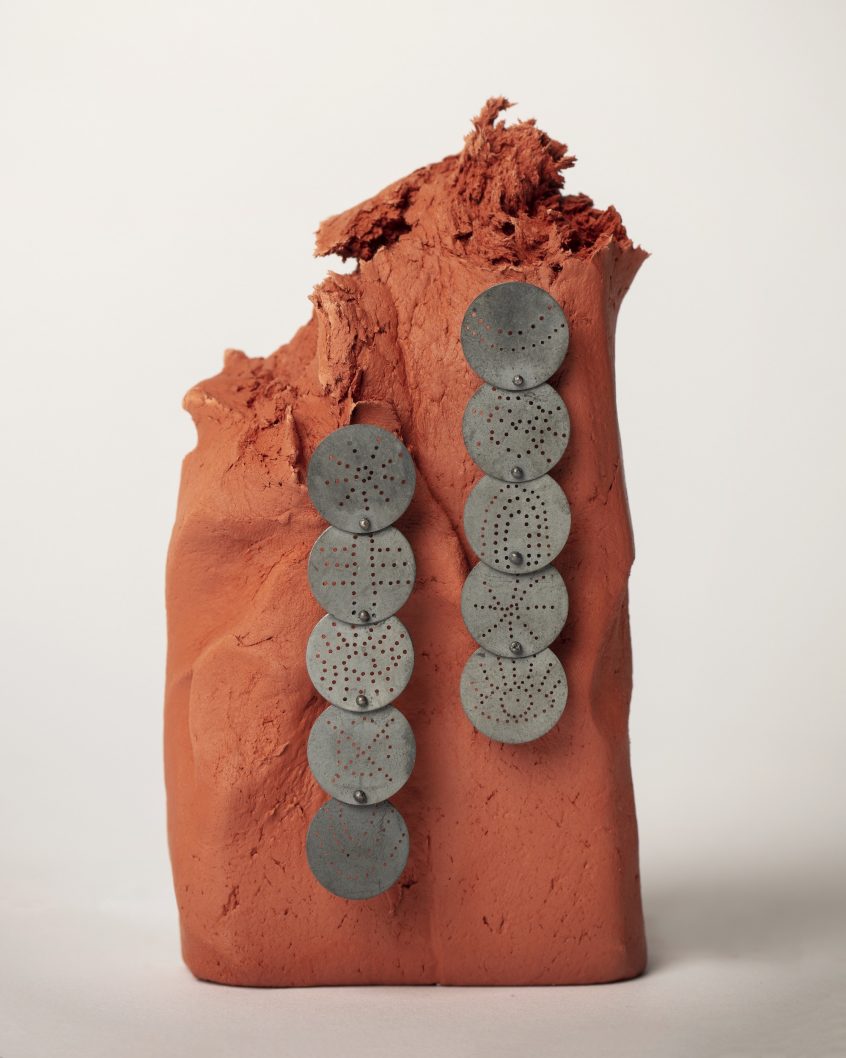 Perforated Discs
(70 x 120 x 0.3mm)
oxidised sterling silver